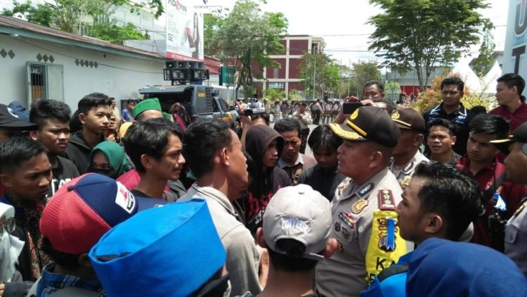 Demo Menolak UU MD3, Mahasiswa Bulungan Dibubarkan