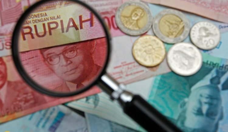 Rupiah Bersiap Menembus 15.000