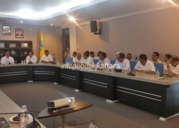 Sekprov Pimpin Rapat Percepatan Pelaksanaan Anggaran