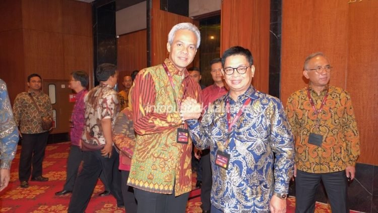Gubernur Hadiri Pertemuan Tahunan Industri Jasa Keuangan