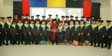 Wakili Gubernur, Sekprov Orasi Ilmiah di Wisuda Mahasiswa Unikaltar