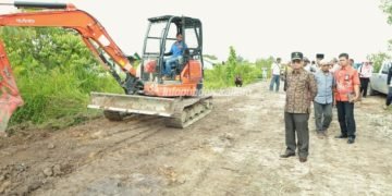 Pemprov Bantu Perbaikan Jalan UPT Sepunggur