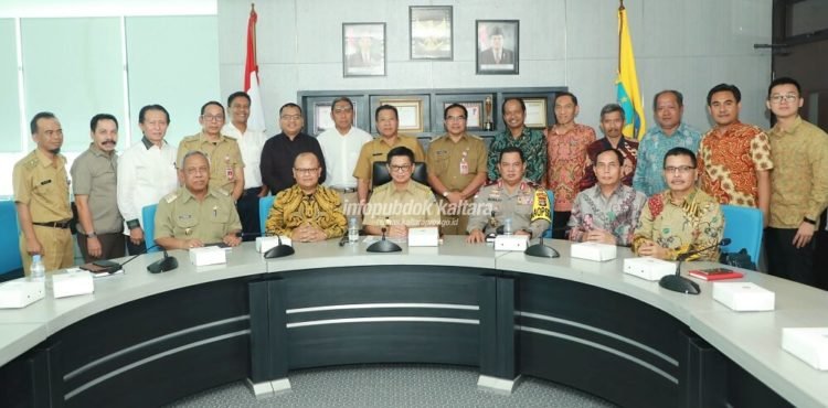 Gubernur Minta PT KMJ Utamakan Tenaga Kerja Lokal