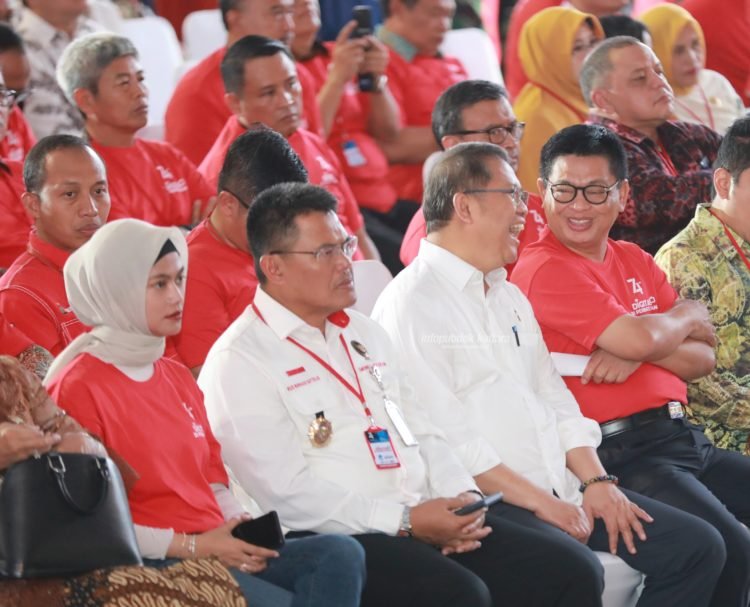 Bersama Menkominfo, Gubernur Luncurkan Program Digitalisasi Perbatasan