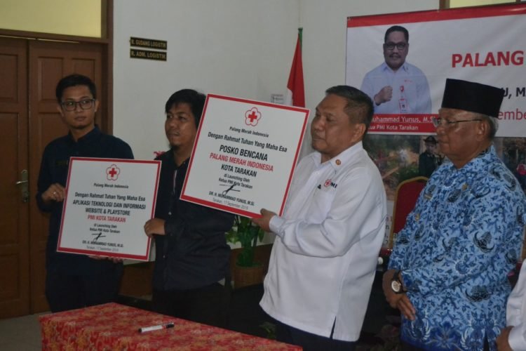 Peringatan HUT ke 74, PMI Tarakan Dihadiahi Aplikasi Mobile