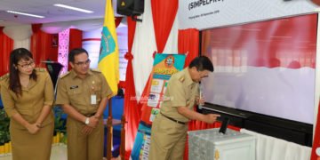 Gubernur Luncurkan Aplikasi Simpelpro