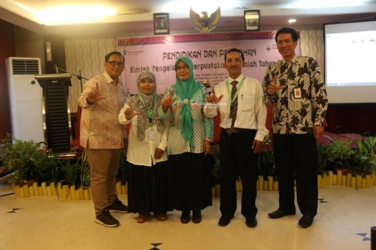 Tenaga Perpustakaan Sekolah Harus Penuhi 4 Kompetensi