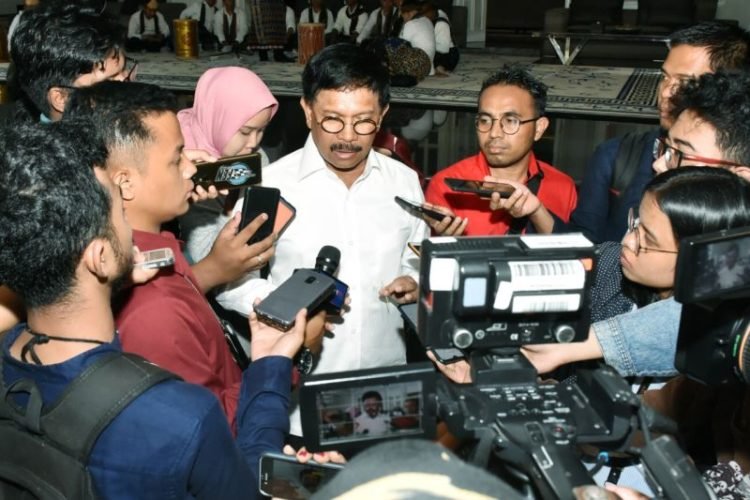 Ini Jawaban Menkominfo Soal Penutupan Situs Yang Memuat Konten Bajakan