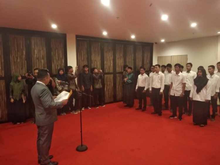 12 Orang Panwascam Kota Tarakan Terpilih Resmi Dilantik