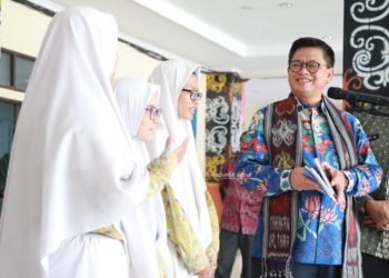 Gubernur Kaltara Motivasi Pelajar Jelang UNBK