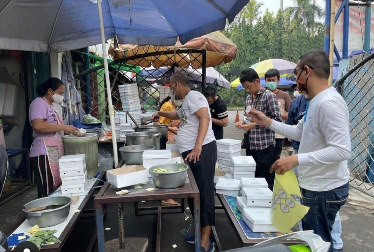 BSI Muda Galakkan Sedekah 3 In 1, Sekali Bantu Untuk UMKM, Isoman dan Ojol