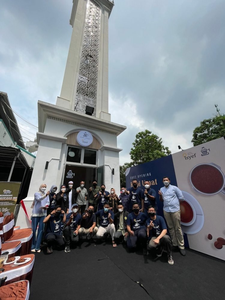 Kontribusi Konkret untuk Ekonomi Berbasis Masjid, ISYEF Sulap Tower Masjid Jadi Coffee Shop