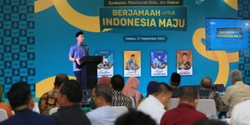 Luncurkan Empat Buku dari Masjid, Arief Rosyid Ajak Majukan Ekonomi Syariah Secara Berjamaah